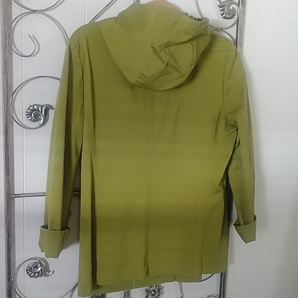 Green Jacket - Picture 2 of 3